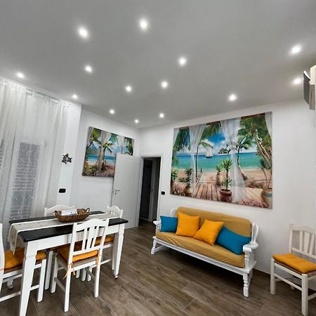 Il Villino Di Nonna Domenica Villa Lecce Bagian luar foto