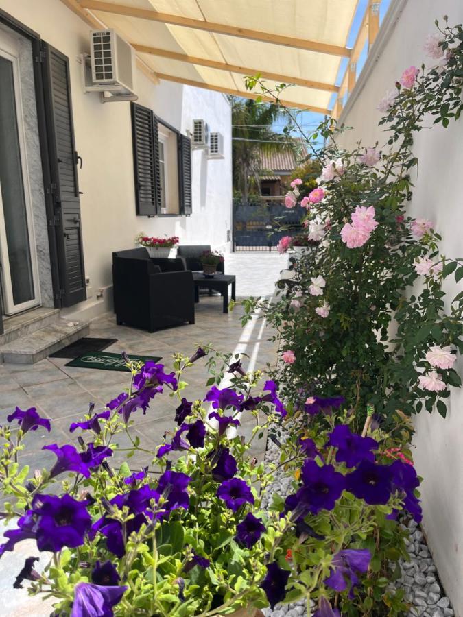 Il Villino Di Nonna Domenica Villa Lecce Bagian luar foto